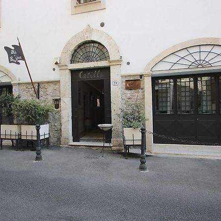 B&B Catillo Tivoli Buitenkant foto